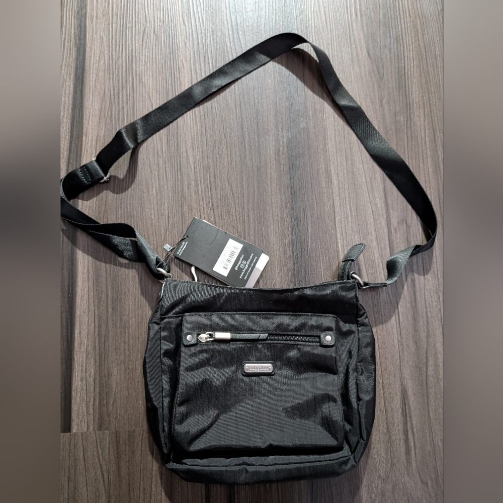 Baggalini Uptown Crossbody Bag NWT